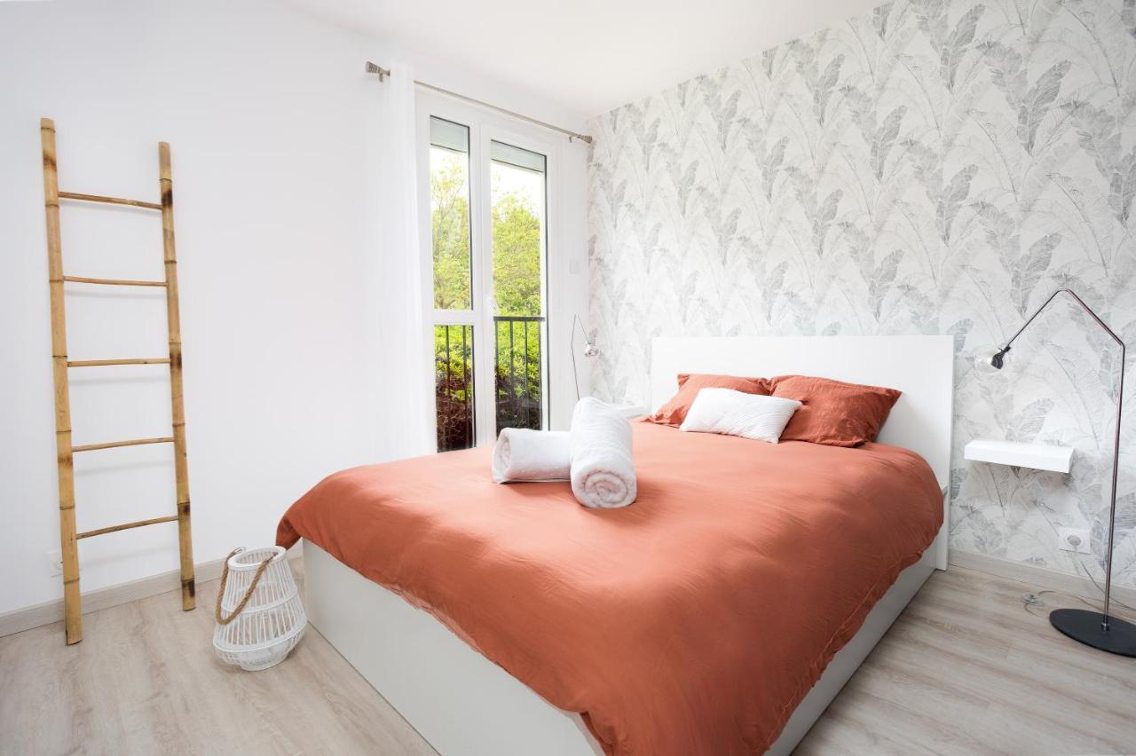 Lecosymelunais : Parking Gratuit + Balcon Amenage